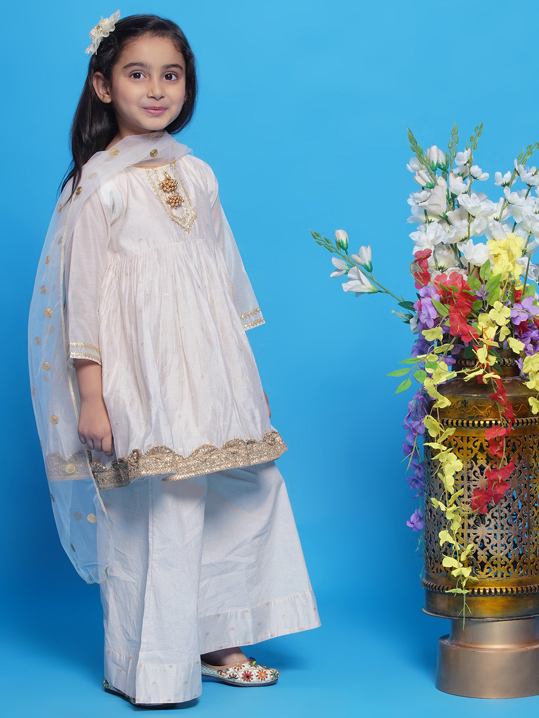 Shop silk kurti sharara set for Diwali, Puja and festivals. Stylish Indian wedding & festive wear for girls in Canada.