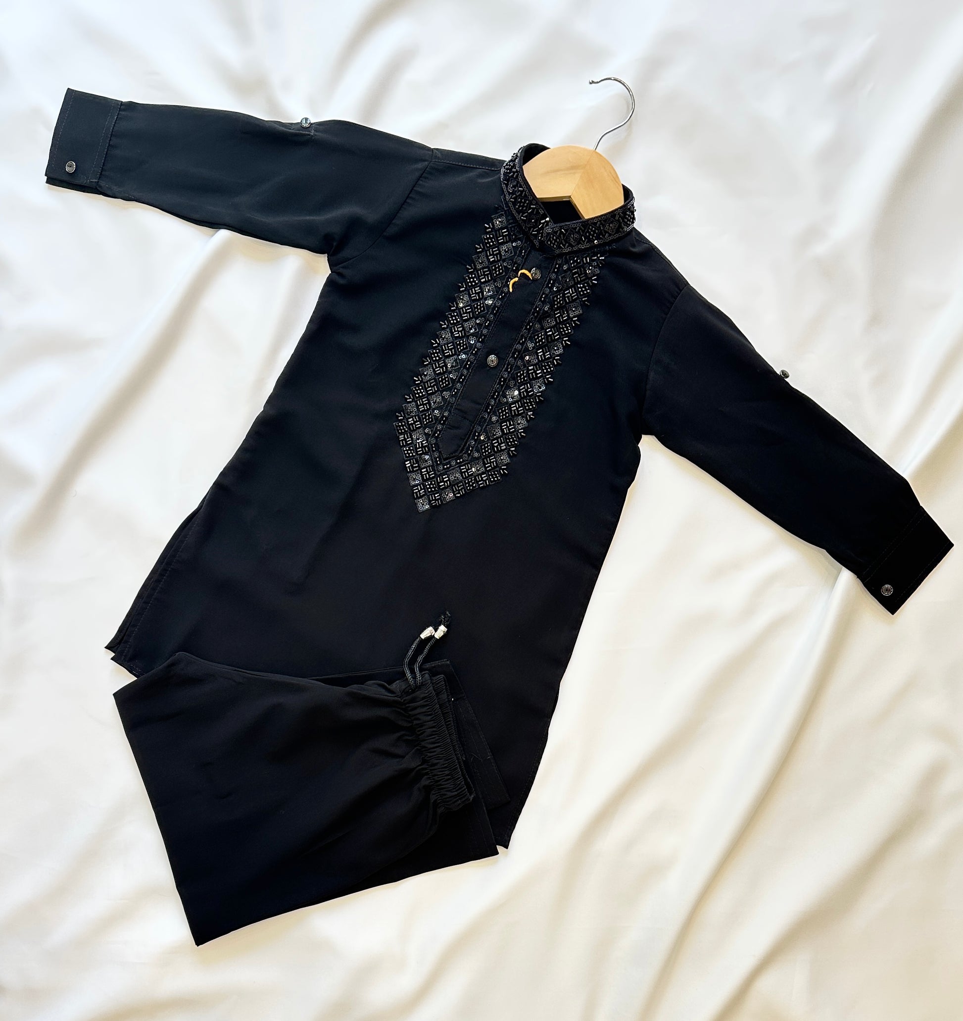Indian dress, pakistani outfit for kids. delivery in 2-8 business days. pickup available