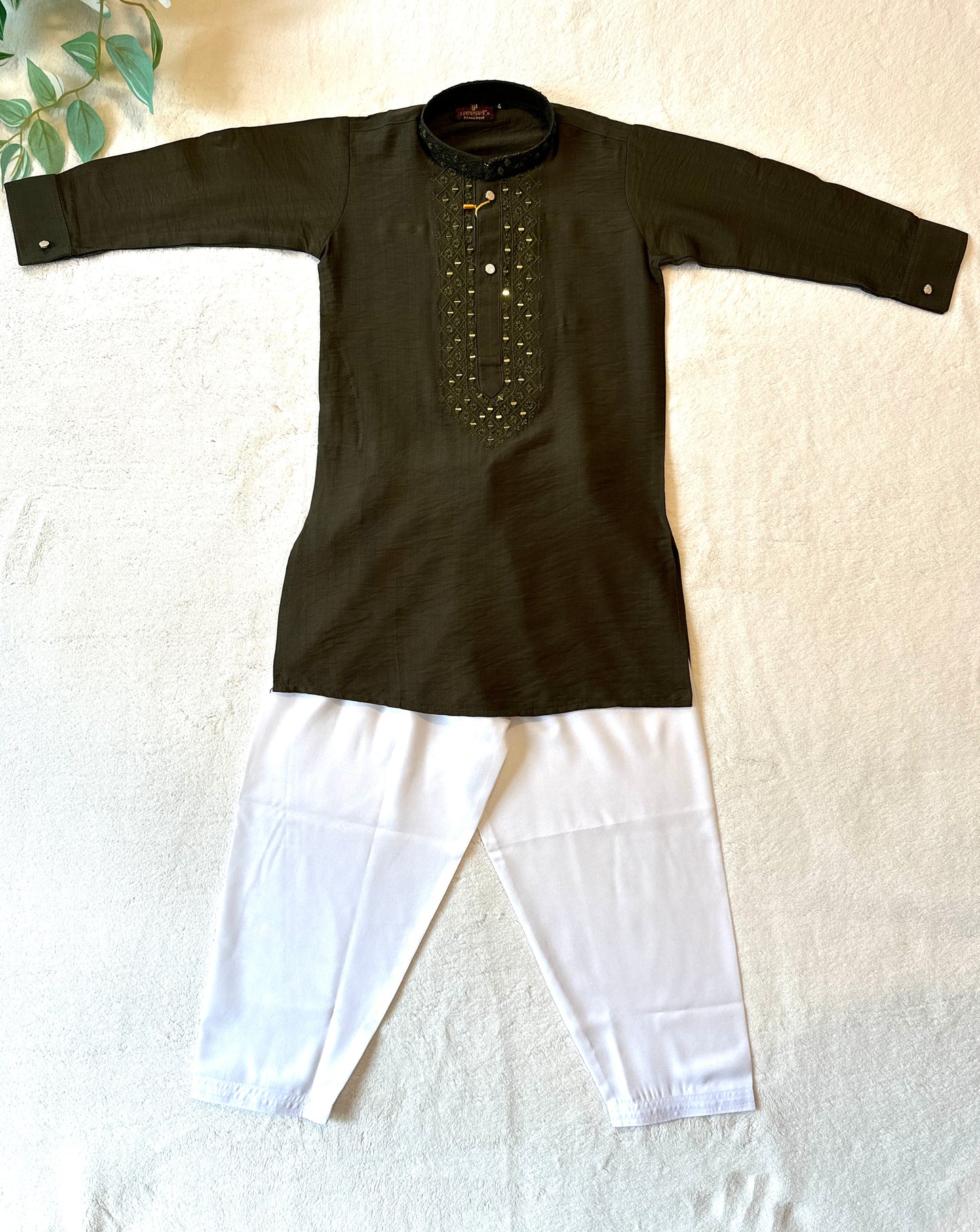 Shop comfortable kurta pyjama Indian/pakistani traditional dress for toddlers & kids in Canada