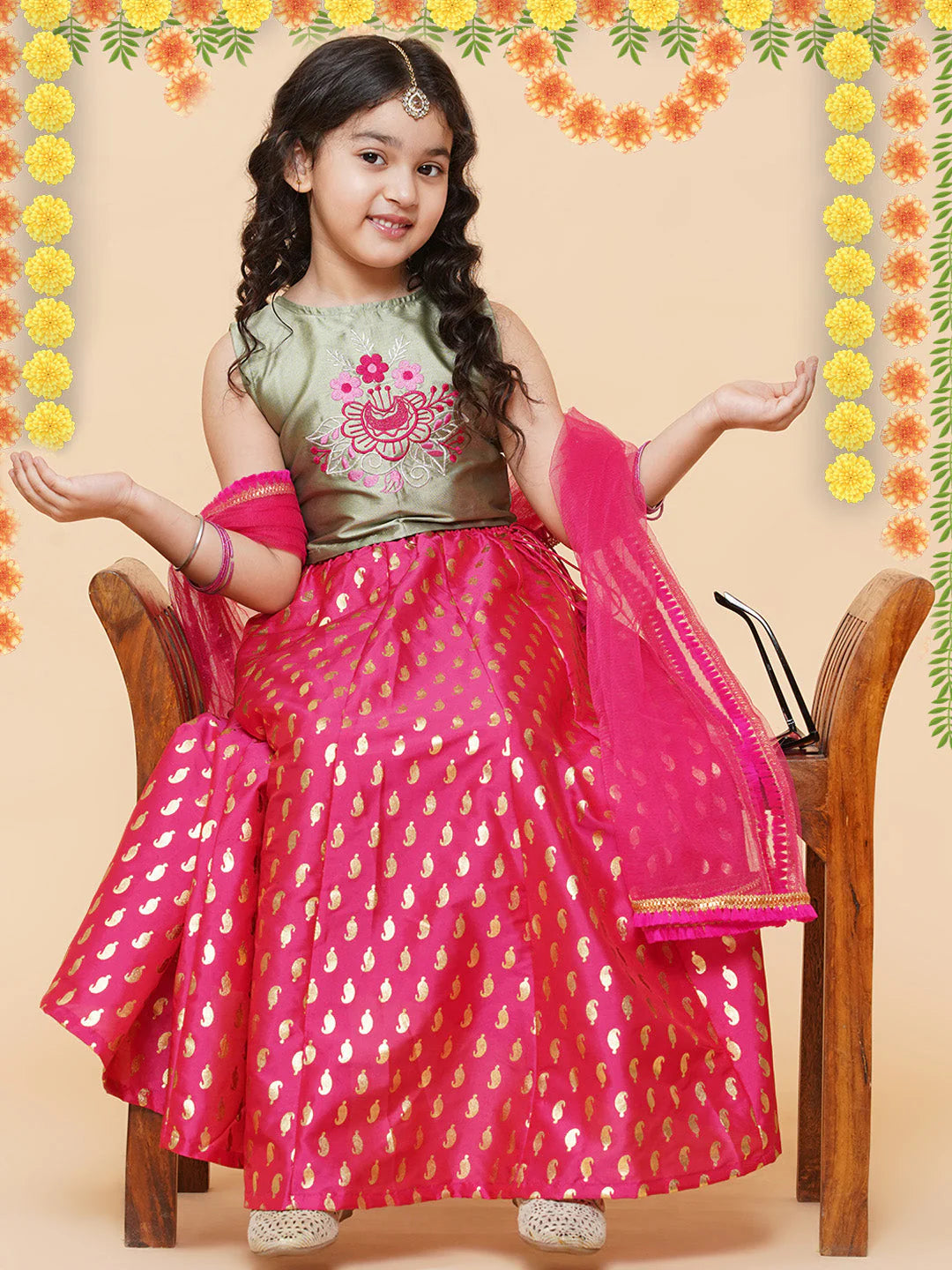 Girls Chaniya Choli, Lehenga set in pink & gold colour. Perfect puja, navratre outfit. Shop in Canada