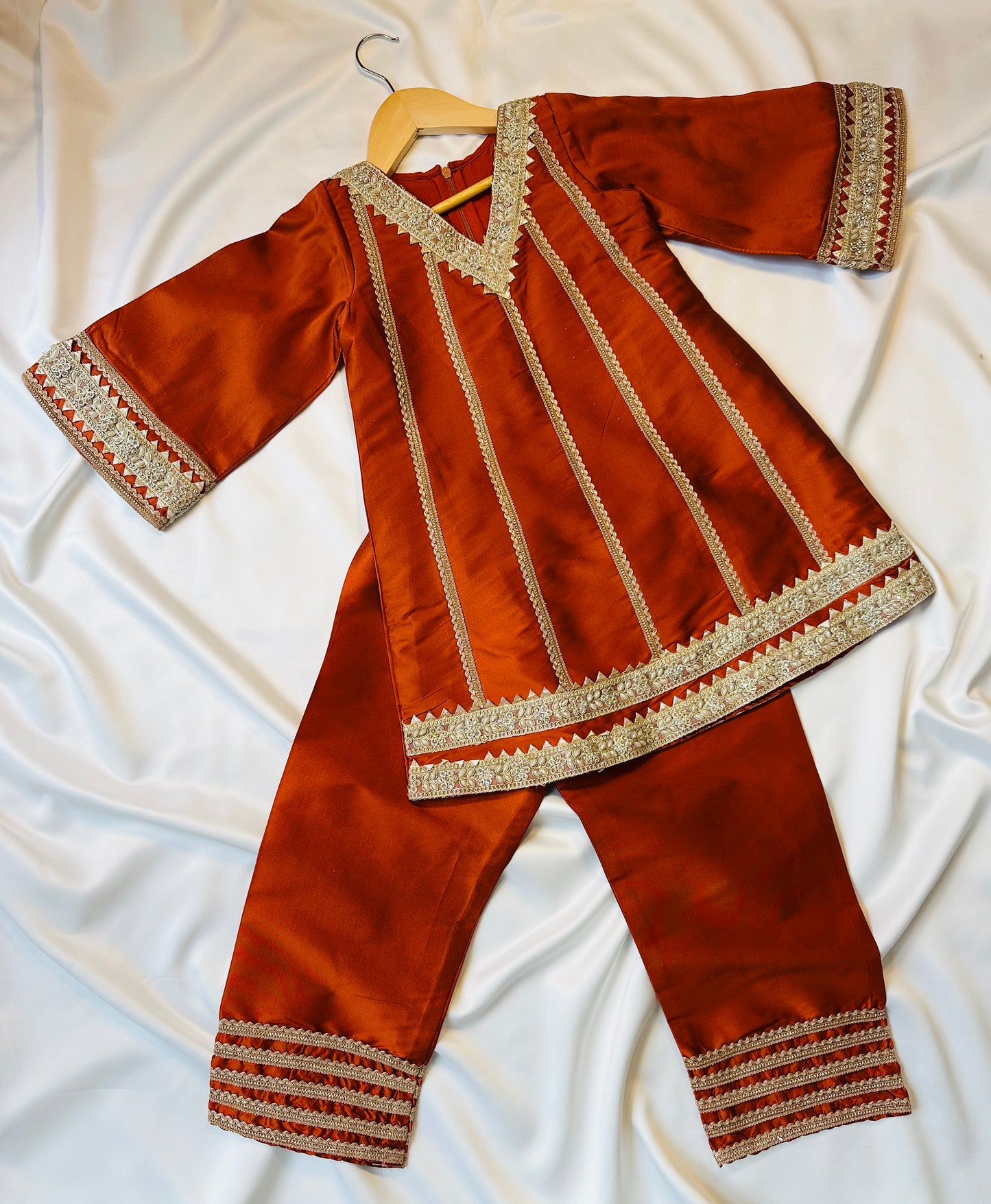 Girls straight-cut kameez with Pants & Dupatta - Rust & Gold