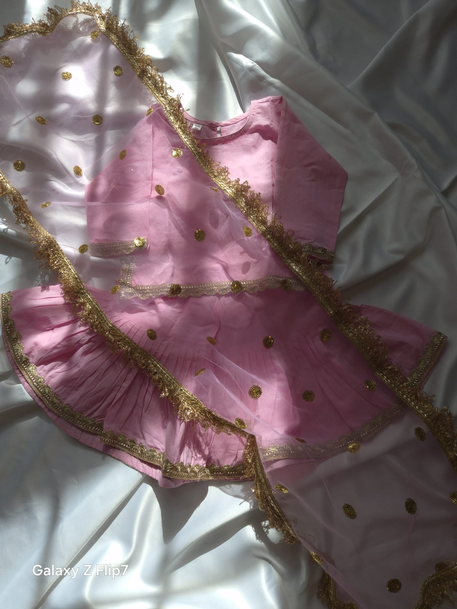 New born, 3 months, 6 months, 1 yr & 2 yr. Infant, New & female. Indian dress, pakistani outfit